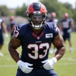 Jalen Newsome participating in NFL training camp drills